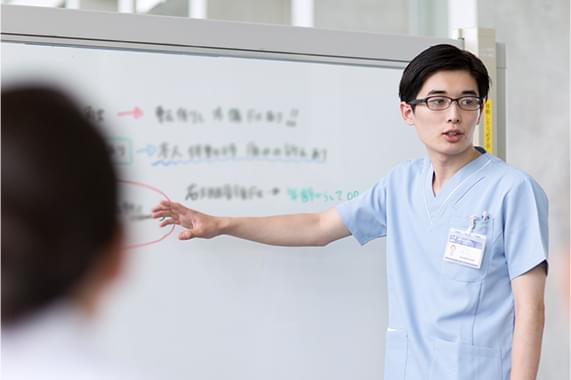 歯科医師としての充分な知識と技術を持つ