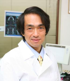 指出豊院長の写真