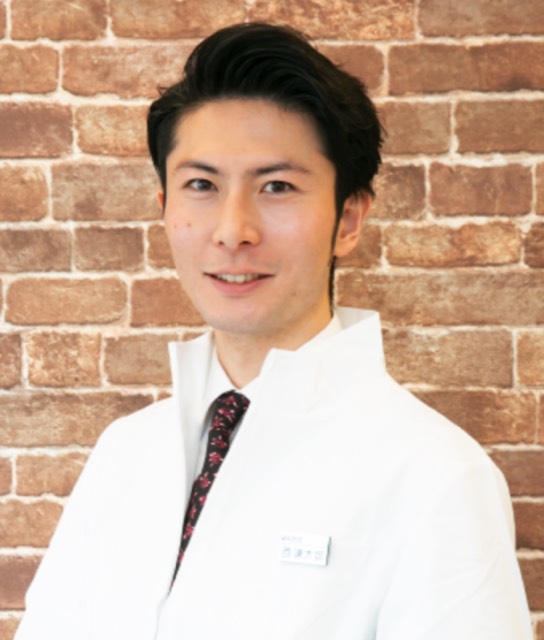 西謙太郎先生の写真