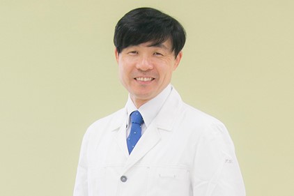 宇佐美　智史院長の写真